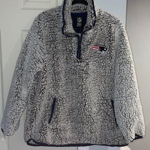 Sherpa style Patriots half zip up worn once